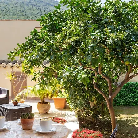 Bed&Breakfast Acasamia 3* Castelluzzo