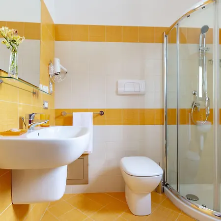 ベッド・アンド・ブレックファスト Acasamia