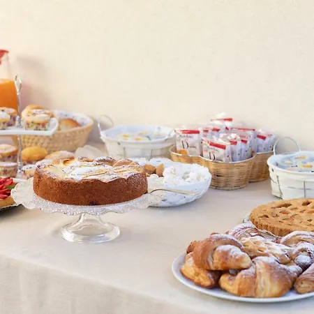 Acasamia カステッルッツォ