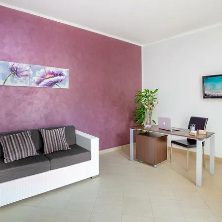 ベッド・アンド・ブレックファスト Acasamia 4*